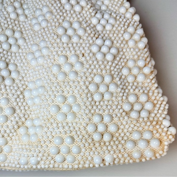 Vintage 1950s Candy Dot Cream & White Double Beaded Hand Bag - Picture 7 of 15